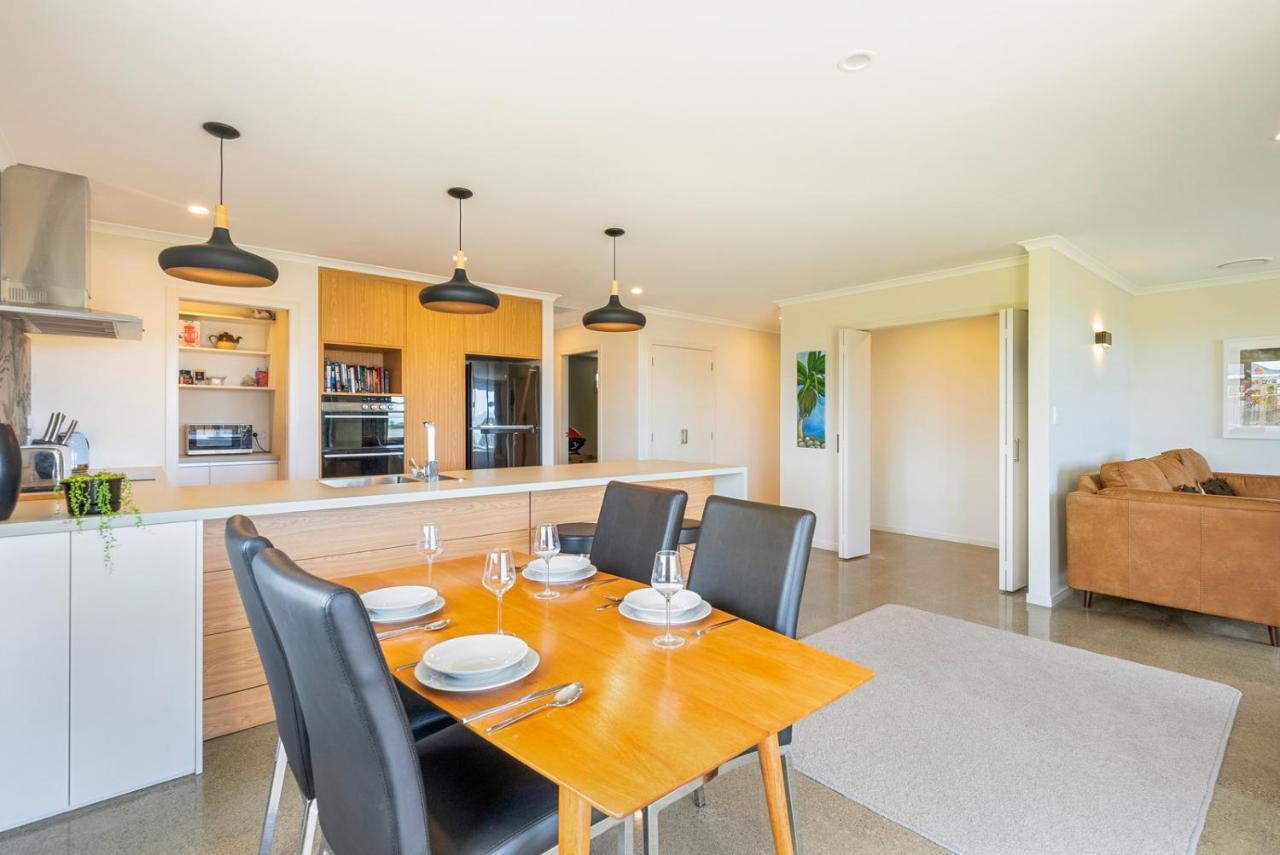 Matenga Townhouse - Waikanae Holiday Home Extérieur photo