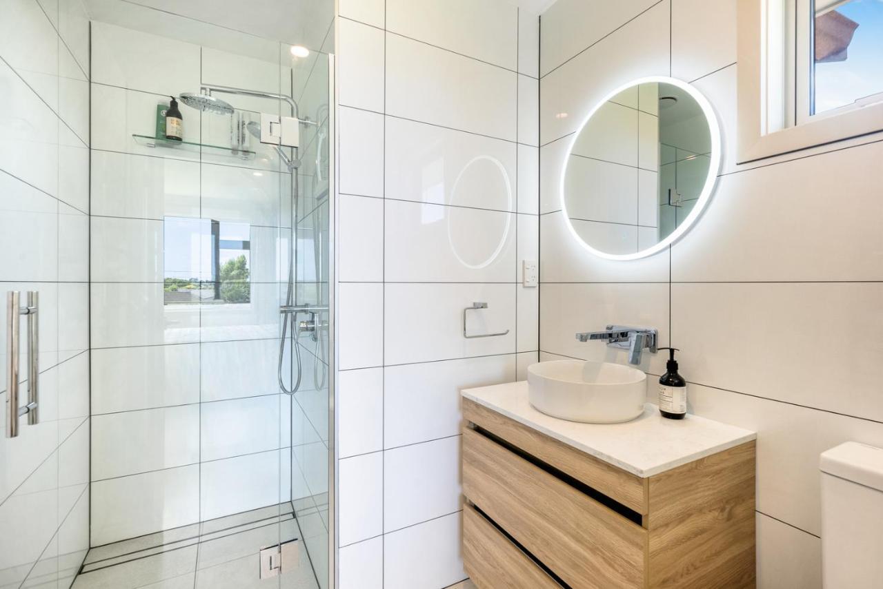 Matenga Townhouse - Waikanae Holiday Home Extérieur photo